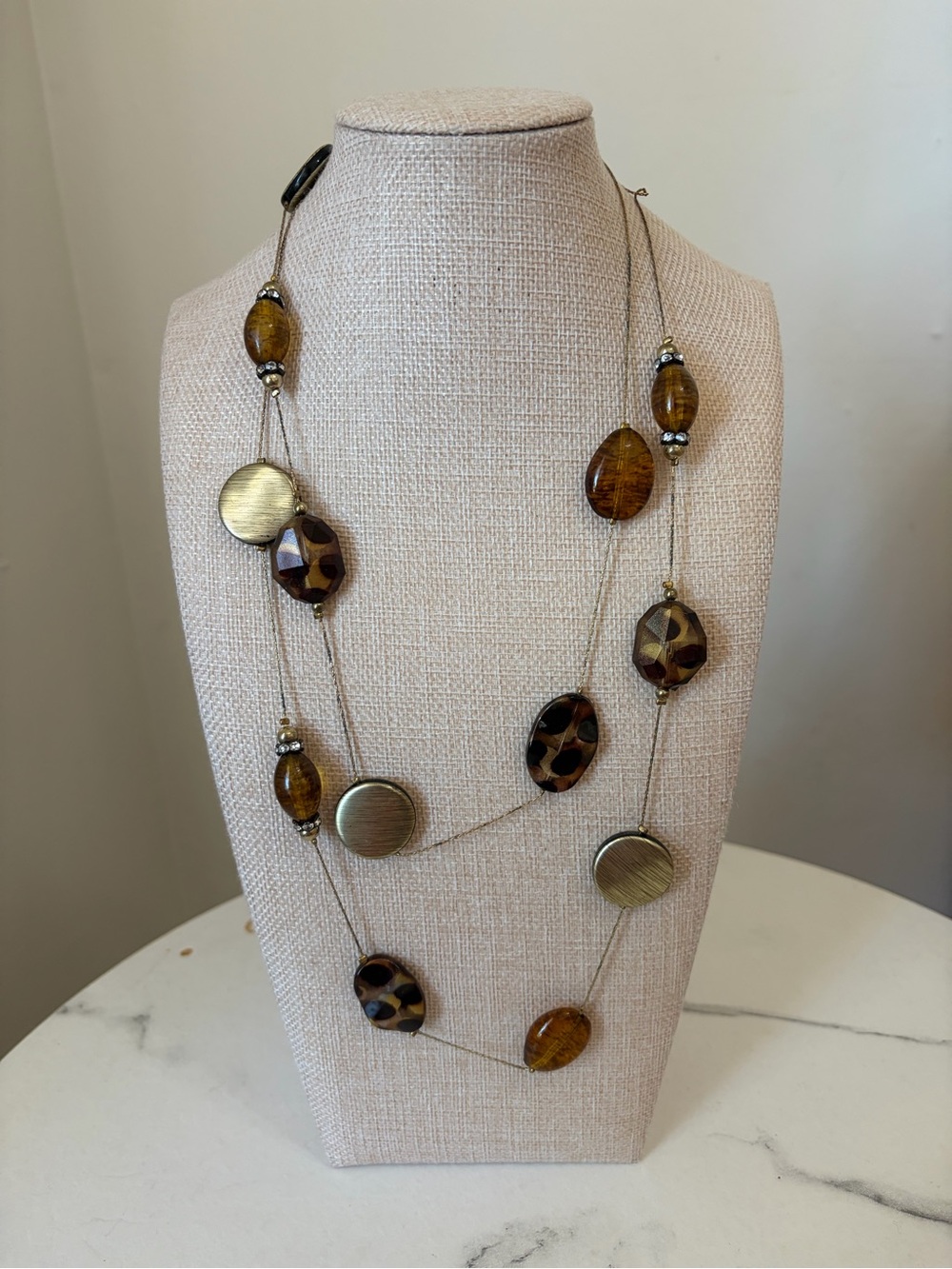 🦔 Long Acrylic Bead Necklace